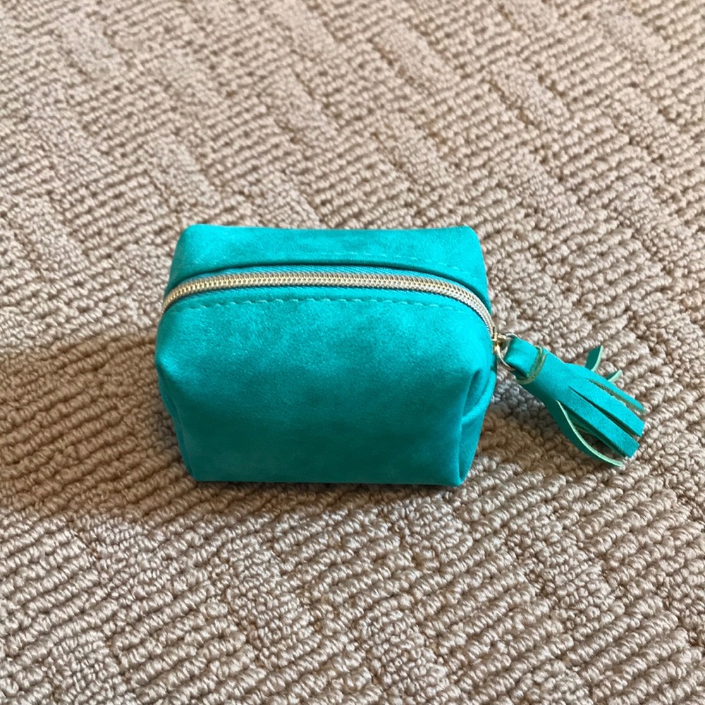 Never Used Shemergency Kit by Pinch Provisions